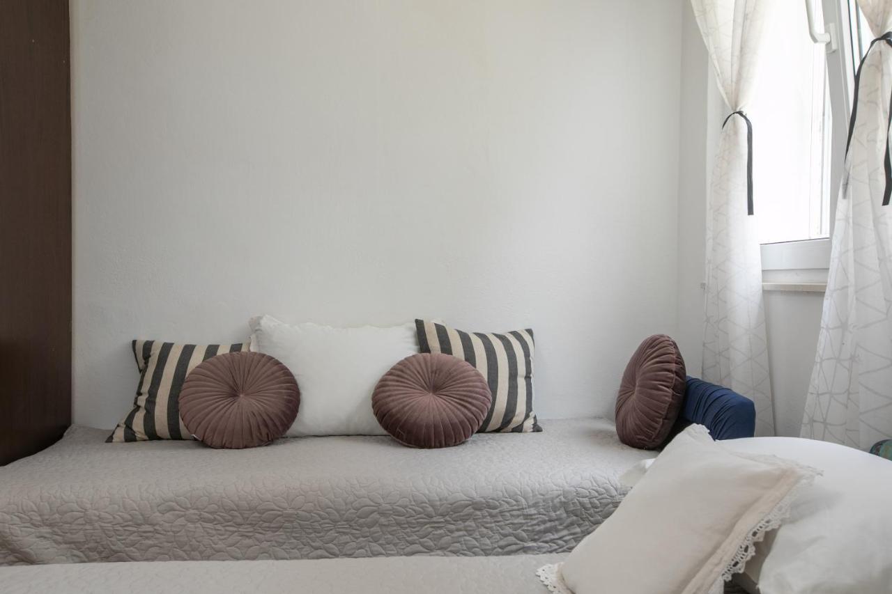 Sea View Apartments M 포드고라 외부 사진