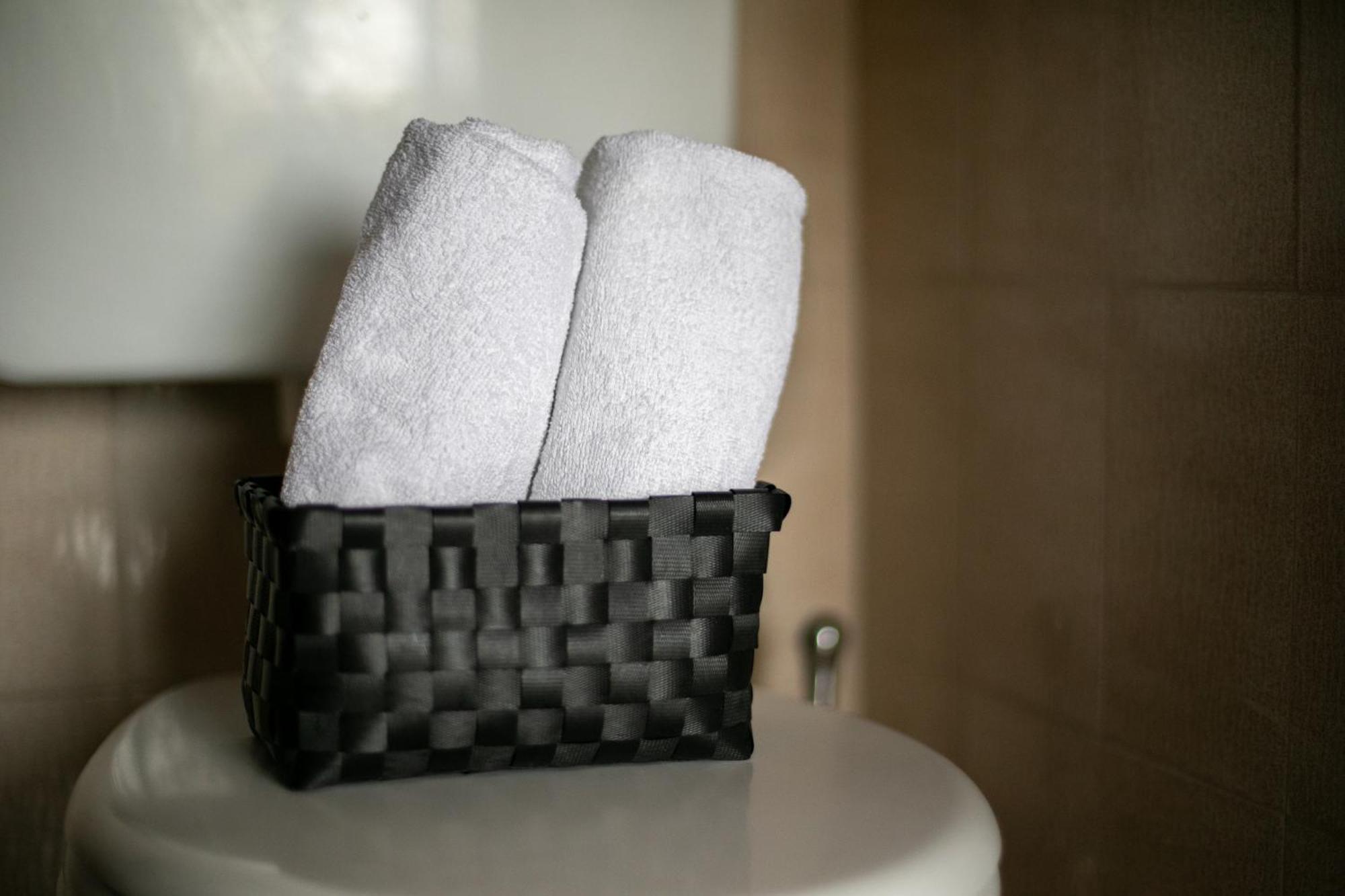 Sea View Apartments M 포드고라 객실 사진