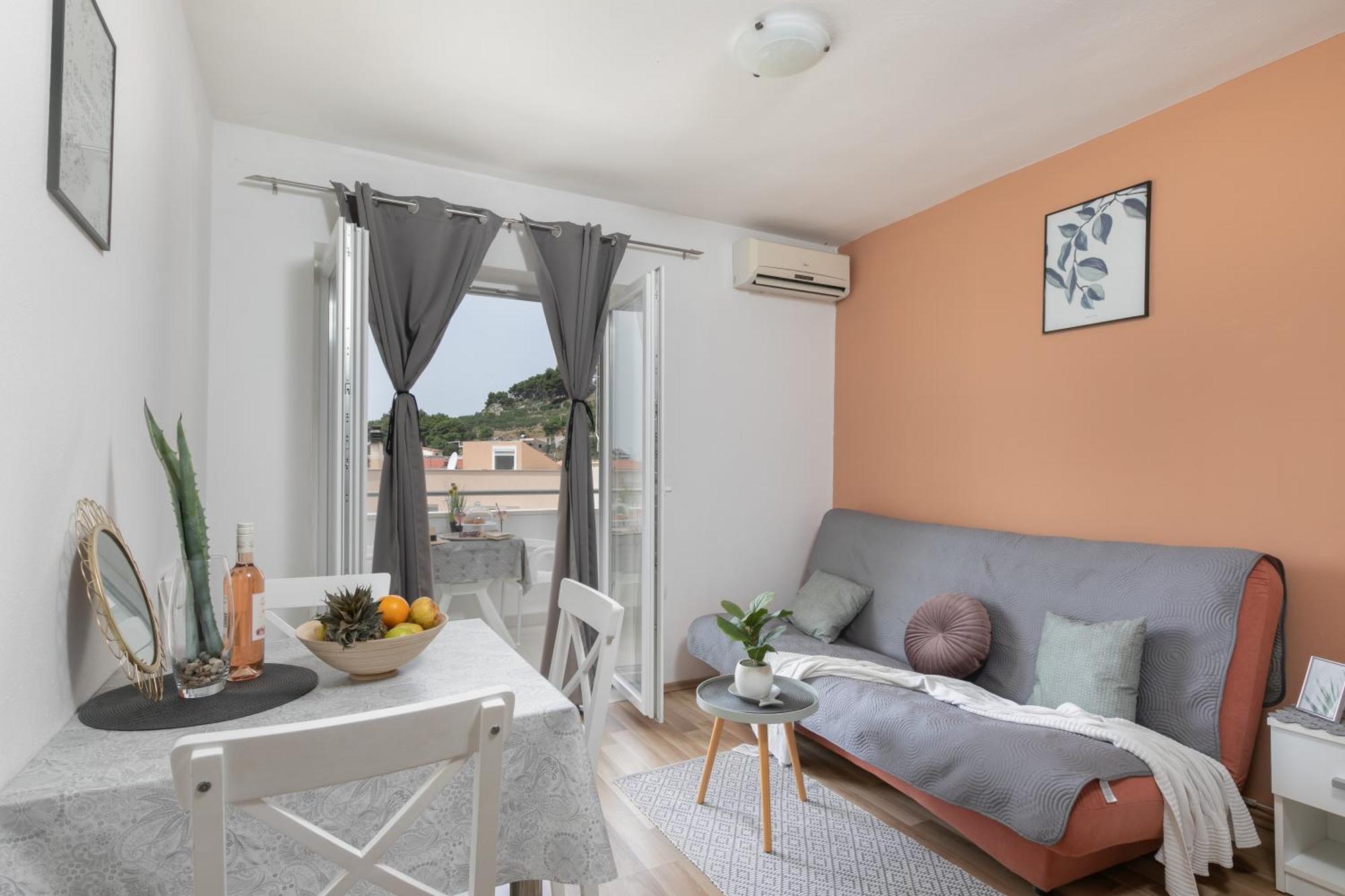 Sea View Apartments M 포드고라 객실 사진